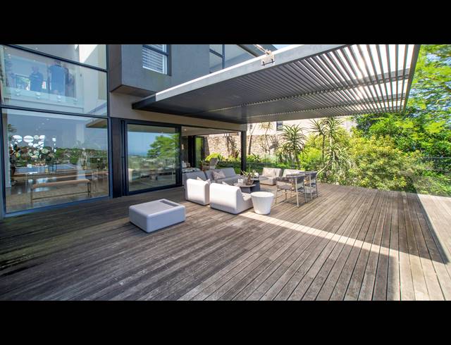 4 BEDROOM HOUSE FOR SALE IN LA LUCIA RIDGE